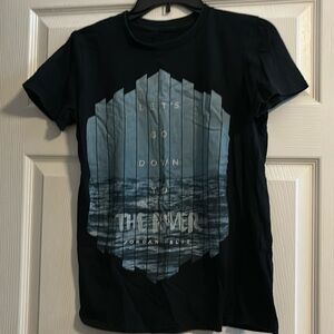 Let’s go down to the water by Jordan Feliz black tshirt size small